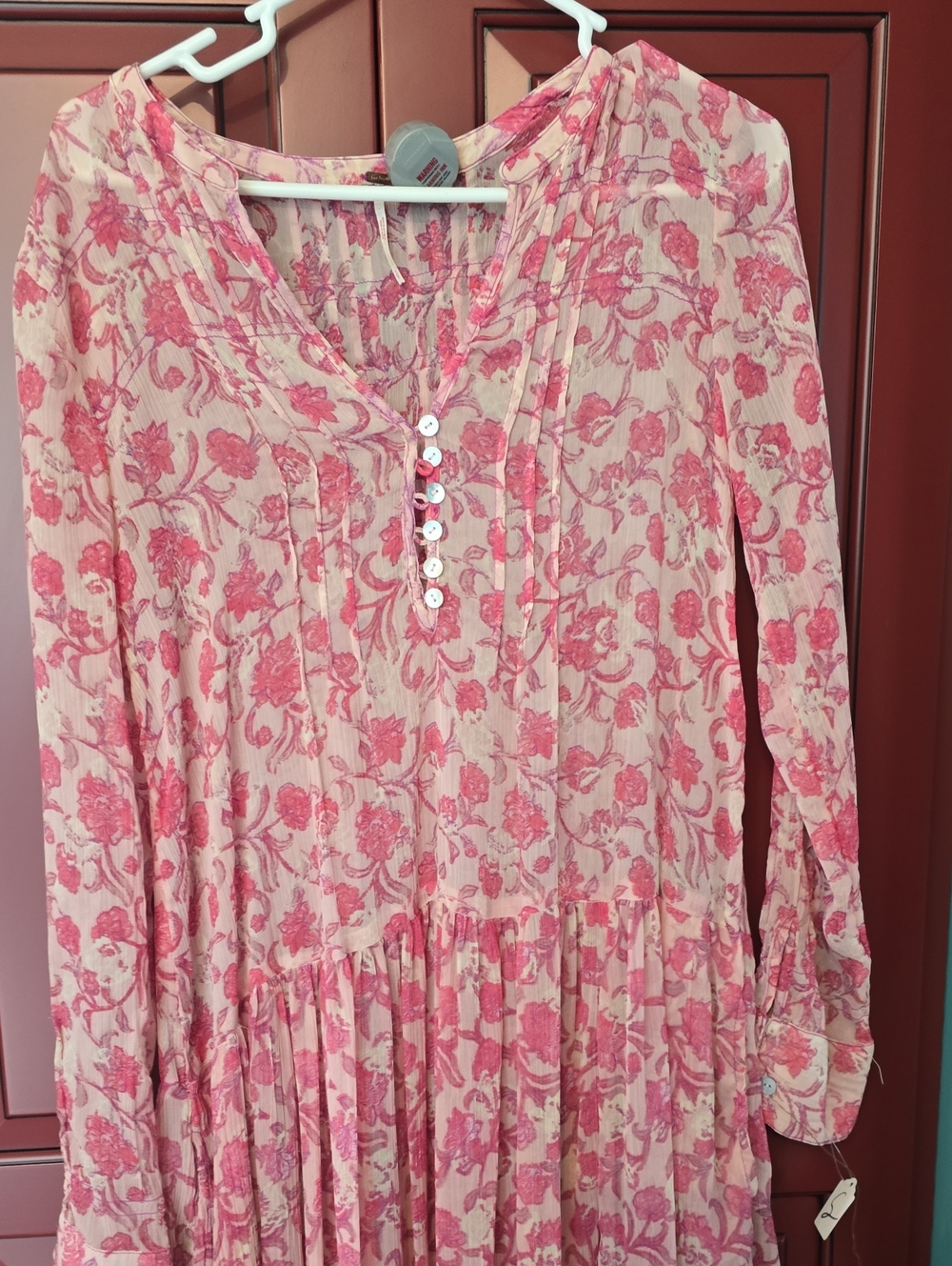 Women’s Floral Pink Long-Sleeve V-Neck Floor Length Dress FREE PEOPLE SIZE SMALL